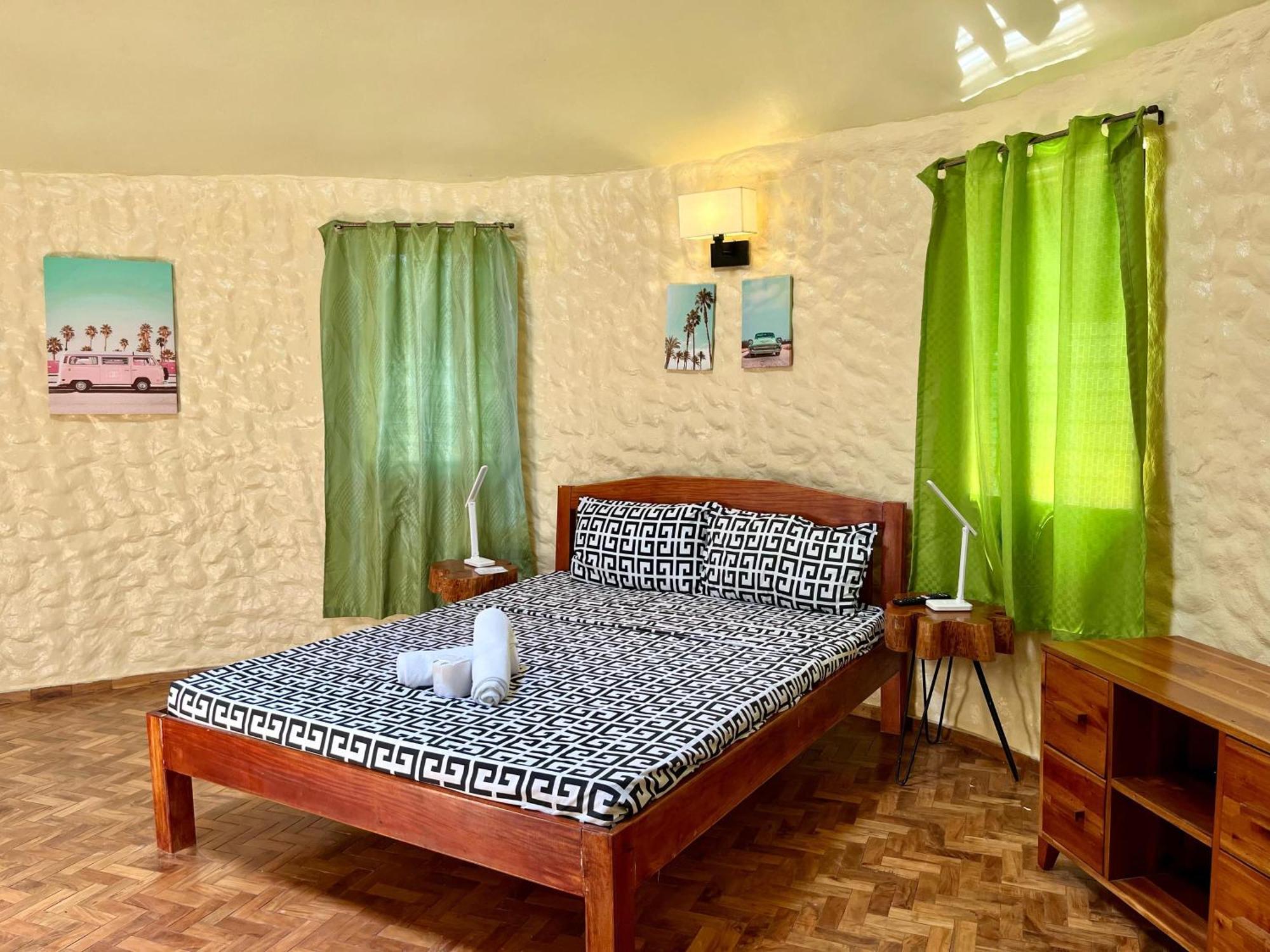 Midnite Inn Panglao Esterno foto